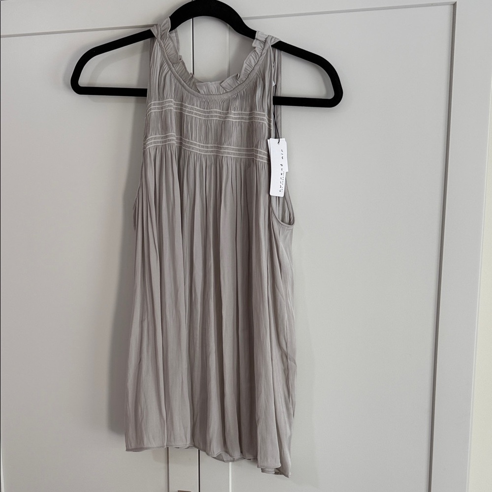 Current Air Light Gray Sleeveless Blouse